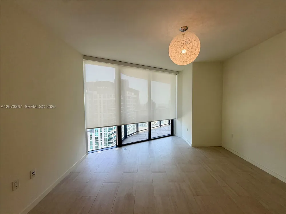1000 Brickell Plz #4301 Miami, FL 33131