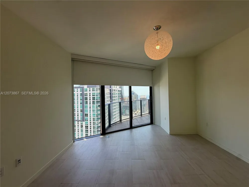 1000 Brickell Plz #4301 Miami, FL 33131