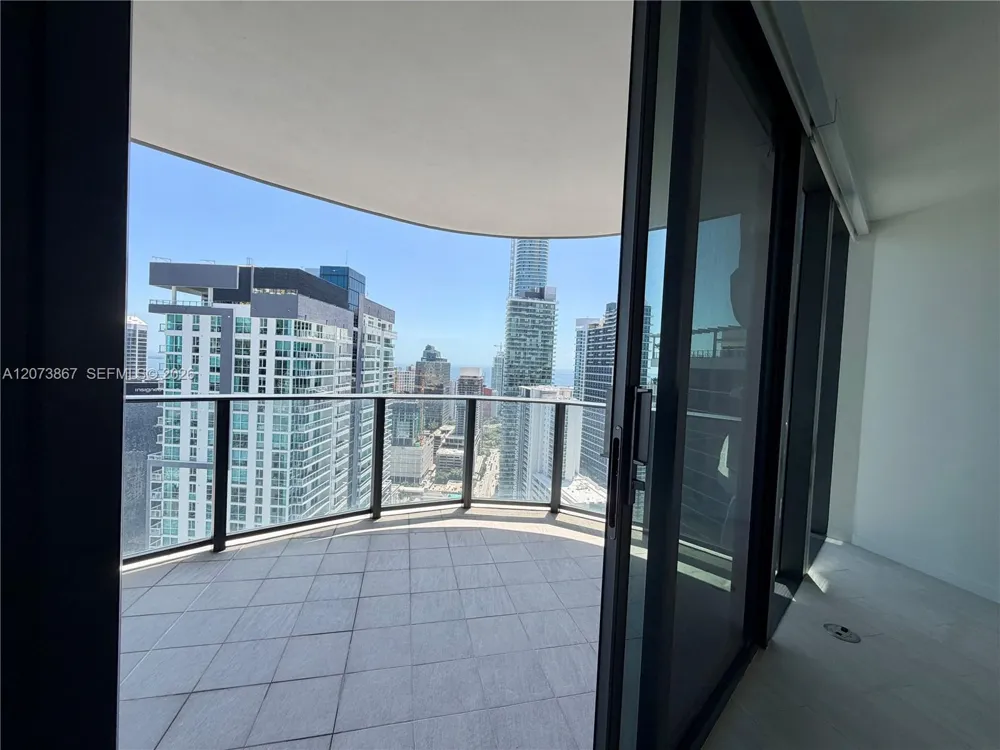 1000 Brickell Plz #4301 Miami, FL 33131