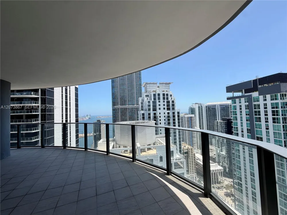 1000 Brickell Plz #4301 Miami, FL 33131