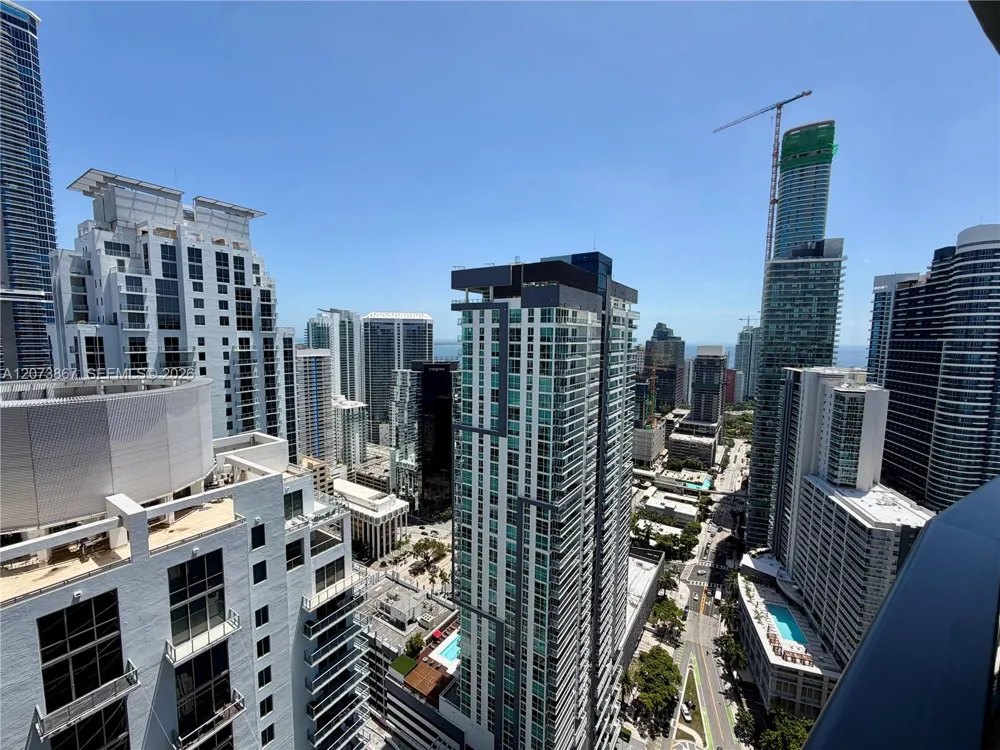 1000 Brickell Plz #4301 Miami, FL 33131