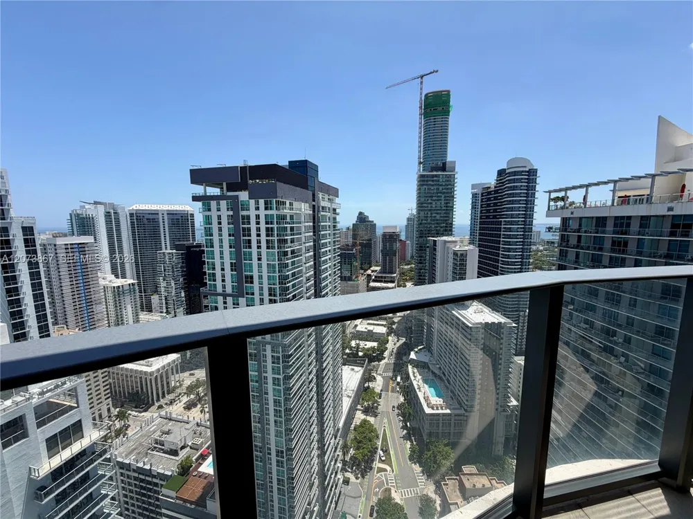1000 Brickell Plz #4301 Miami, FL 33131