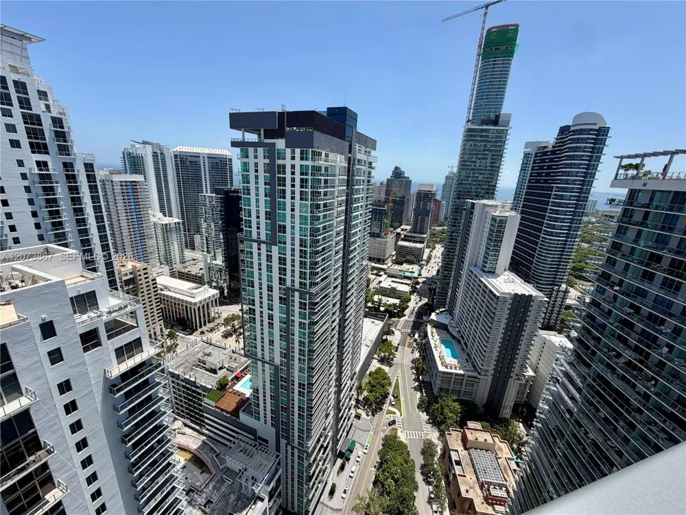 1000 Brickell Plz #4301 Miami, FL 33131