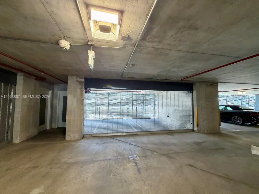 1000 Brickell Plz #4301 Miami, FL 33131