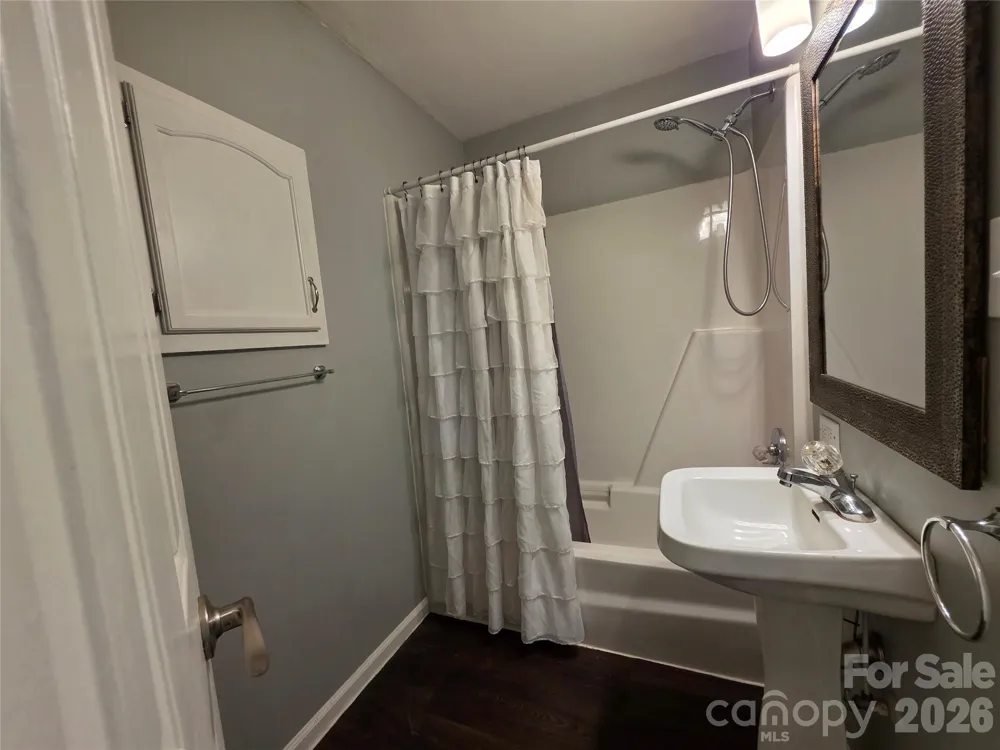 221 Auten Circle Mount Holly, NC 28120