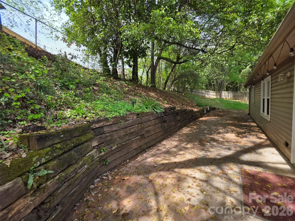 221 Auten Circle Mount Holly, NC 28120