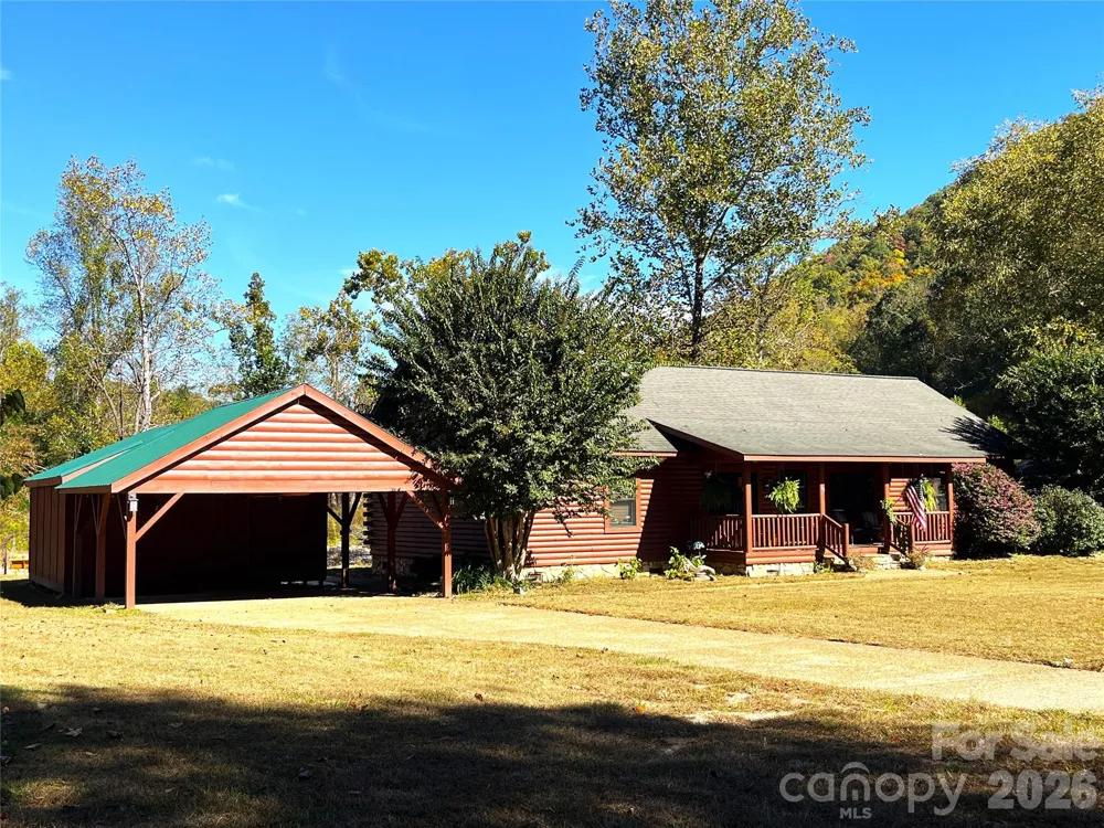 45 Reedy Creek Court Hendersonville, NC 28792