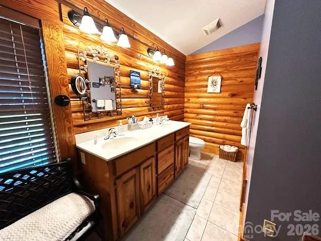 45 Reedy Creek Court Hendersonville, NC 28792