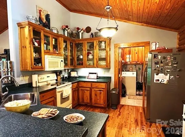 45 Reedy Creek Court Hendersonville, NC 28792