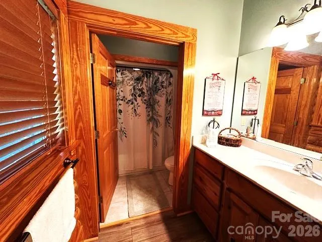 45 Reedy Creek Court Hendersonville, NC 28792