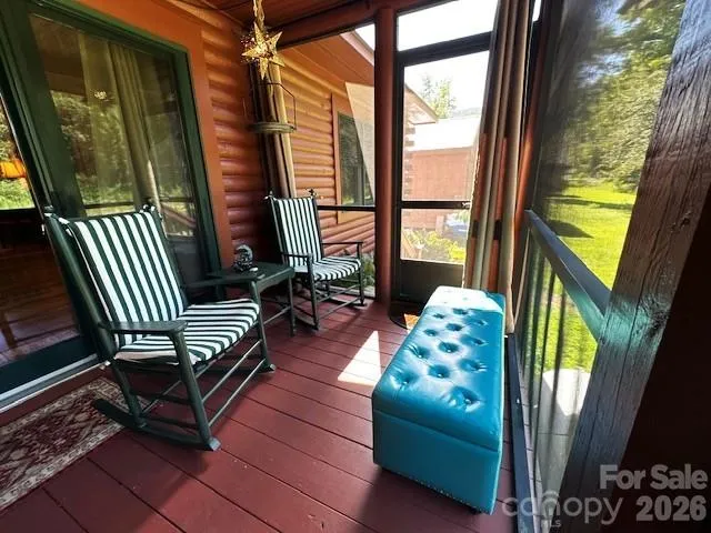 45 Reedy Creek Court Hendersonville, NC 28792