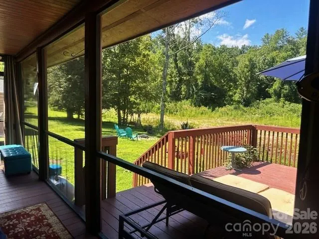 45 Reedy Creek Court Hendersonville, NC 28792