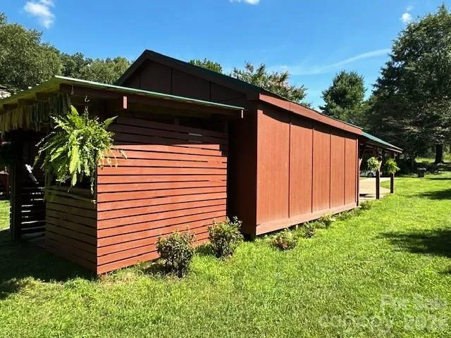 45 Reedy Creek Court Hendersonville, NC 28792