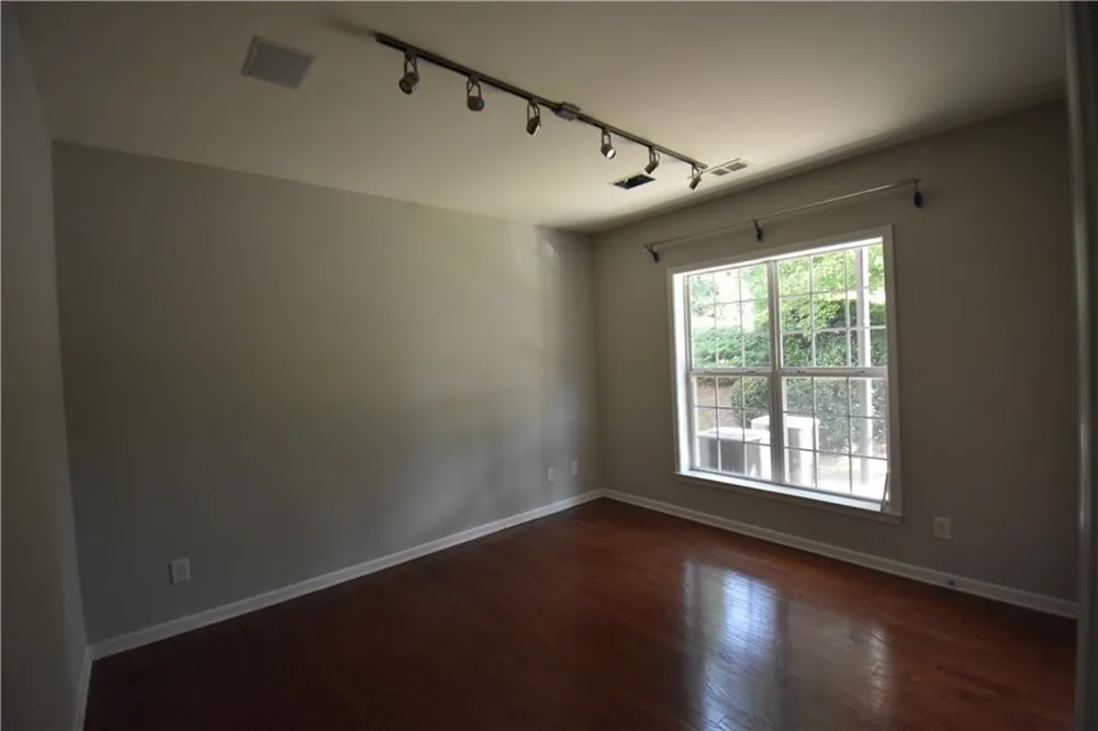 1002 Thornborough Drive Alpharetta, GA 30004