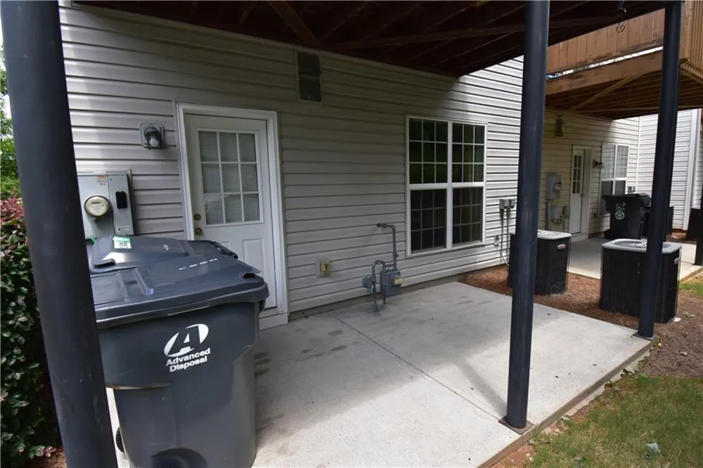 1002 Thornborough Drive Alpharetta, GA 30004