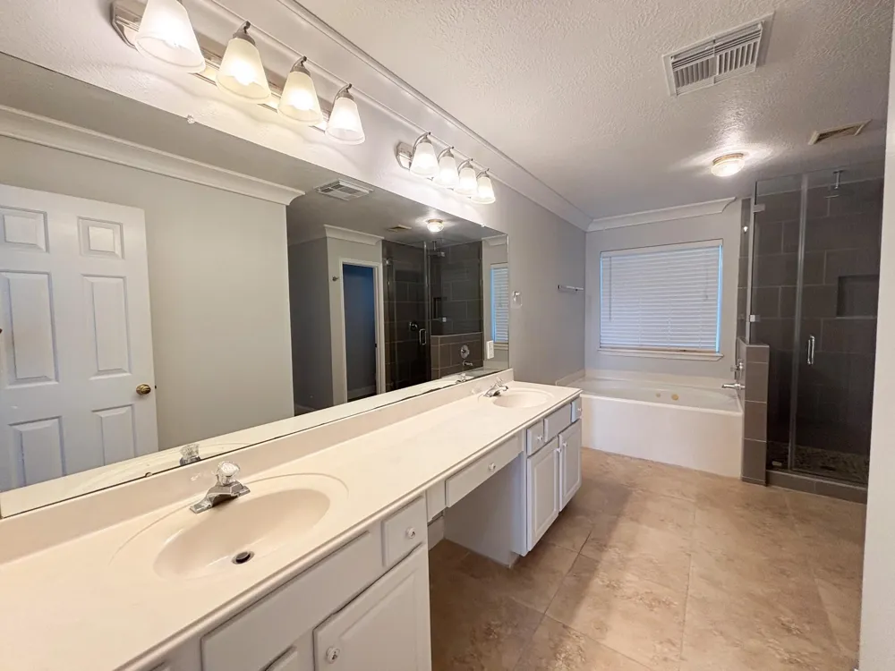 19207 Poplar Trails Lane Tomball, TX 77375