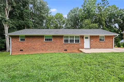 206 Hendrix Drive