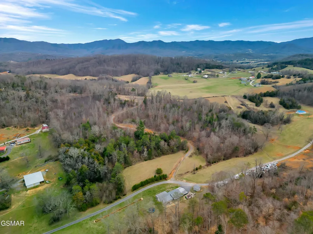 448 Lakota Way Newport, TN 37821