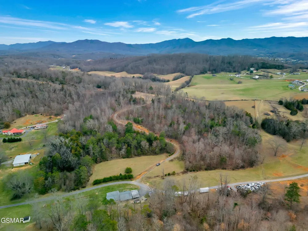 448 Lakota Way Newport, TN 37821