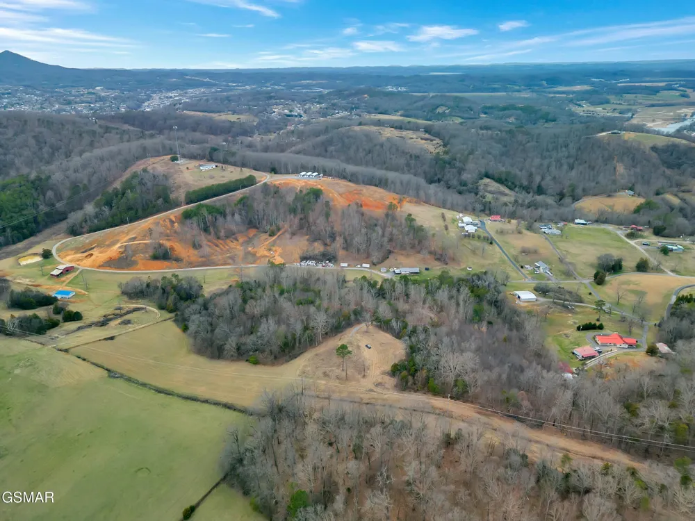 448 Lakota Way Newport, TN 37821