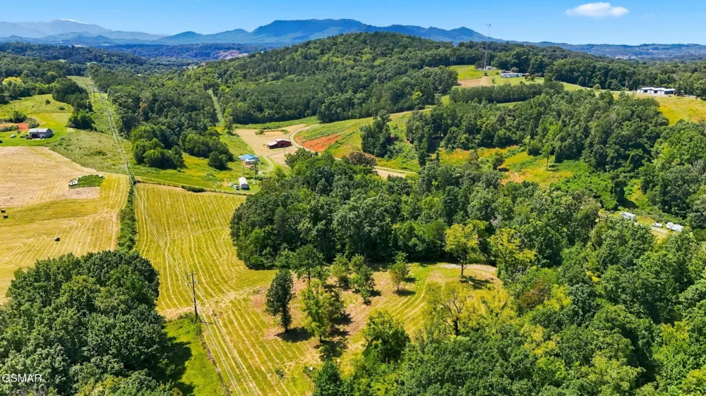 448 Lakota Way Newport, TN 37821