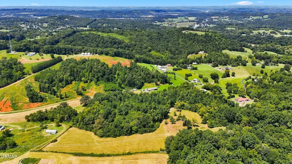 448 Lakota Way Newport, TN 37821