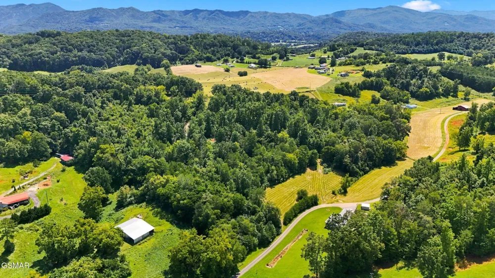 448 Lakota Way Newport, TN 37821
