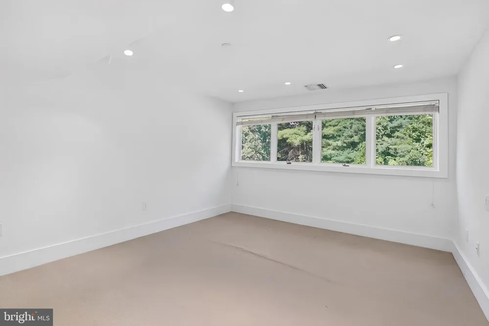 350 S RIVER ROAD #D10 New Hope, PA 18938