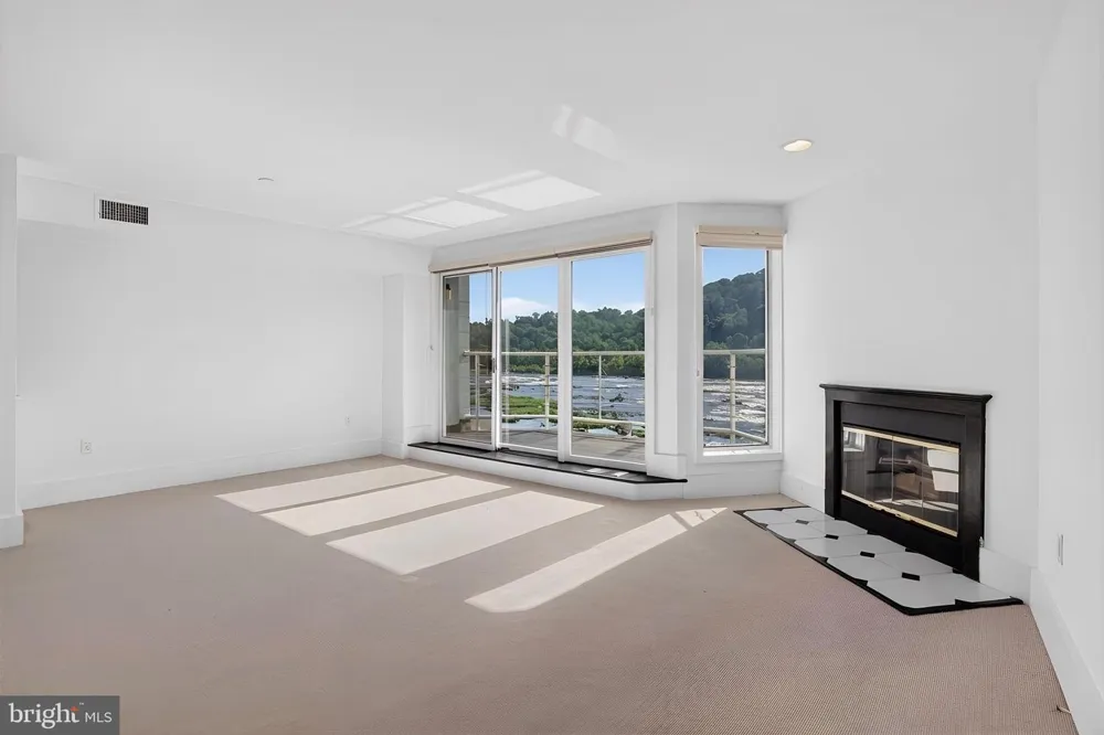 350 S RIVER ROAD #D10 New Hope, PA 18938
