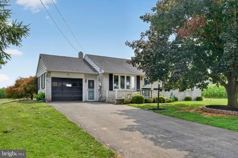 776 SHARON DRIVE