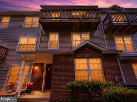 4602 DEEPWOOD COURT #86D