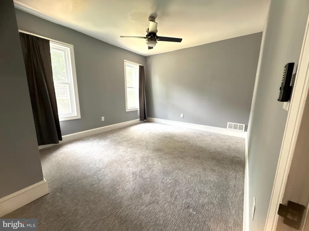 607 BROOM STREET Wilmington, DE 19805