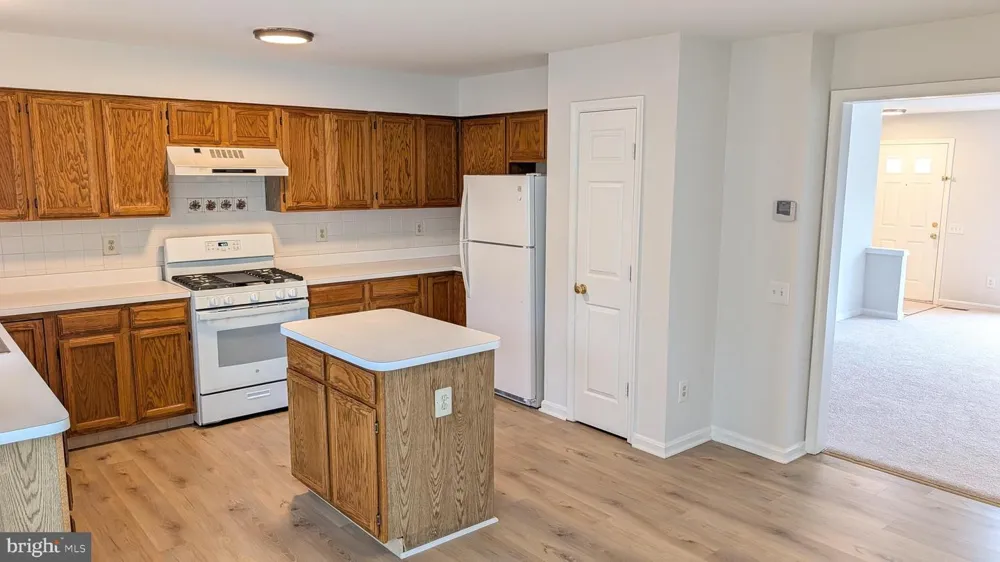 43543 PLANTATION TERRACE Ashburn, VA 20147