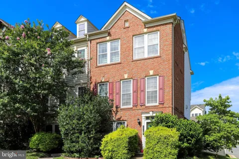 192 FLOWERING DOGWOOD TERRACE SE