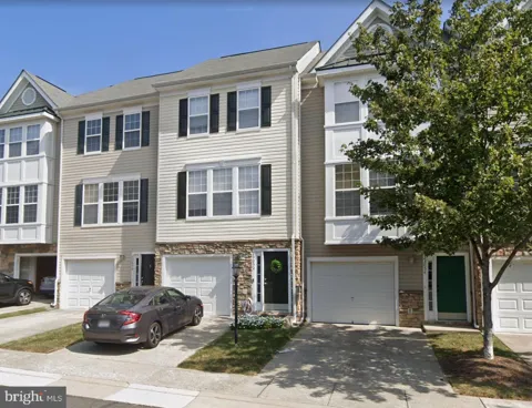 23052 FONTWELL SQUARE