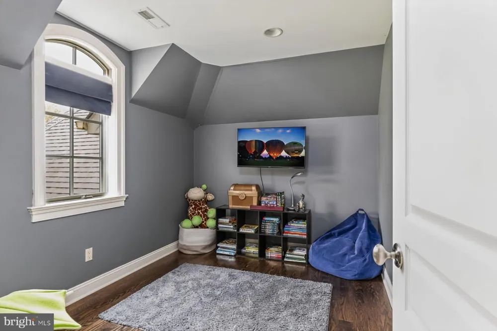 1424 EVANS ROAD Lower Gwynedd, PA 19002