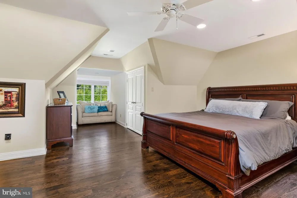 1424 EVANS ROAD Lower Gwynedd, PA 19002