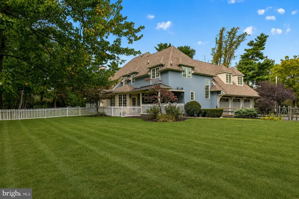 1424 EVANS ROAD Lower Gwynedd, PA 19002
