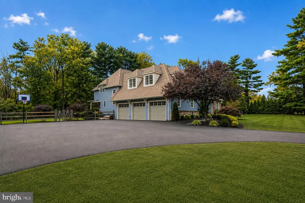 1424 EVANS ROAD Lower Gwynedd, PA 19002