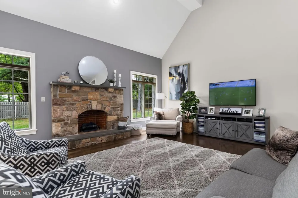 1424 EVANS ROAD Lower Gwynedd, PA 19002
