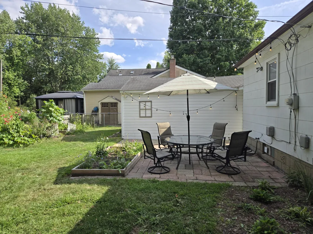 1746 Shankin Drive Wolverine Lake, MI 48390