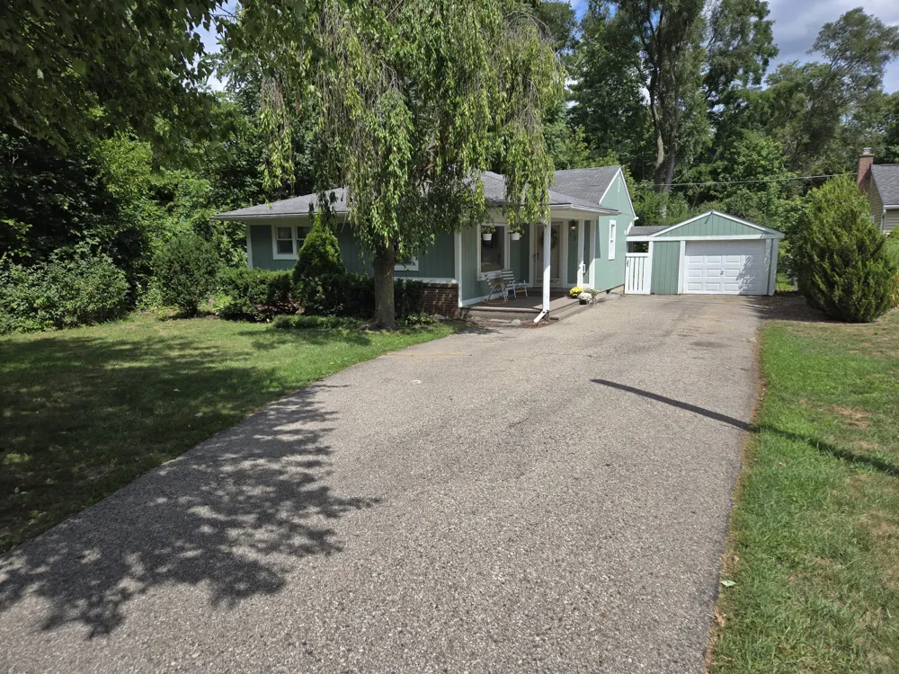 1746 Shankin Drive Wolverine Lake, MI 48390