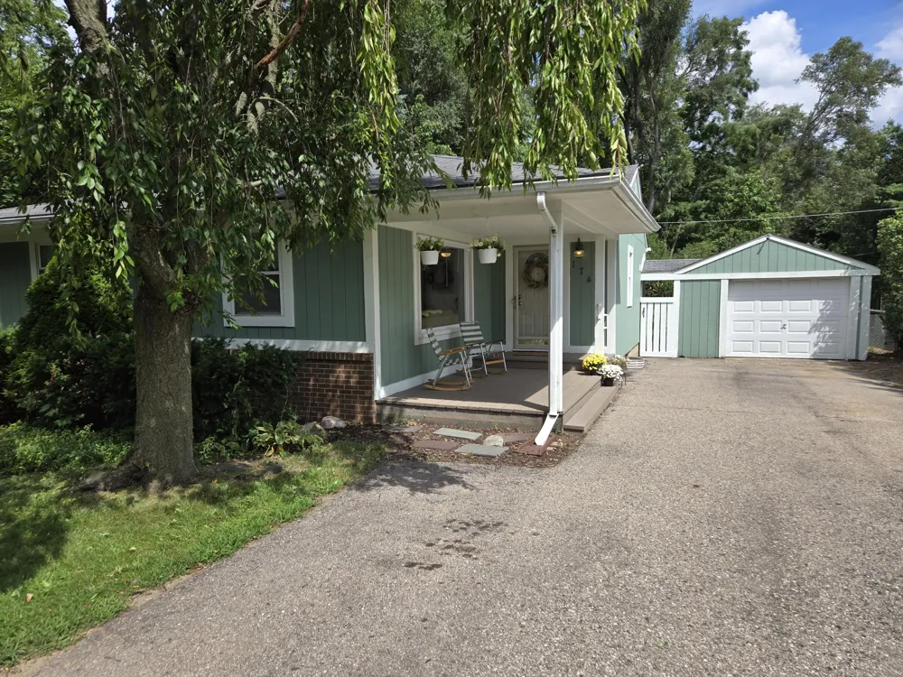 1746 Shankin Drive Wolverine Lake, MI 48390
