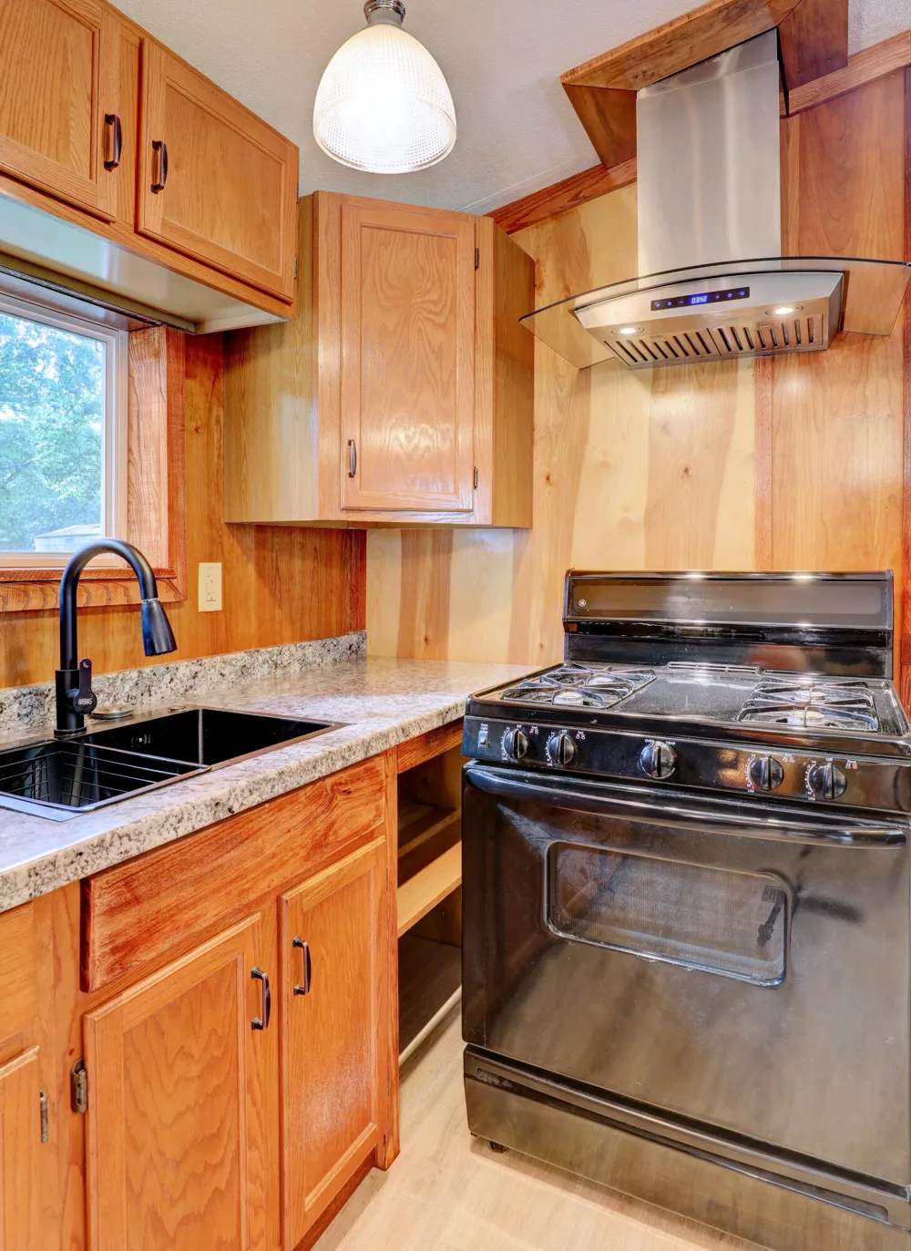 13618 Silverbrook Drive Grand Haven Charter Township, MI 49417