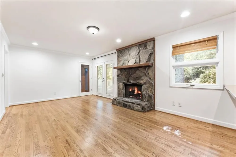 310 Clear Creek Court Roswell, GA 30076