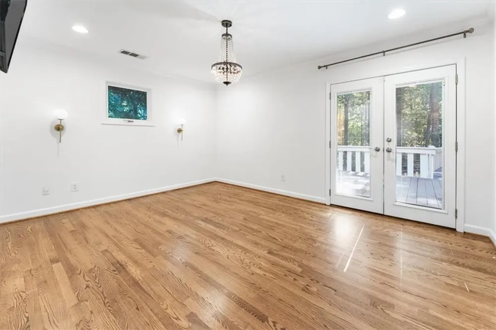 310 Clear Creek Court Roswell, GA 30076