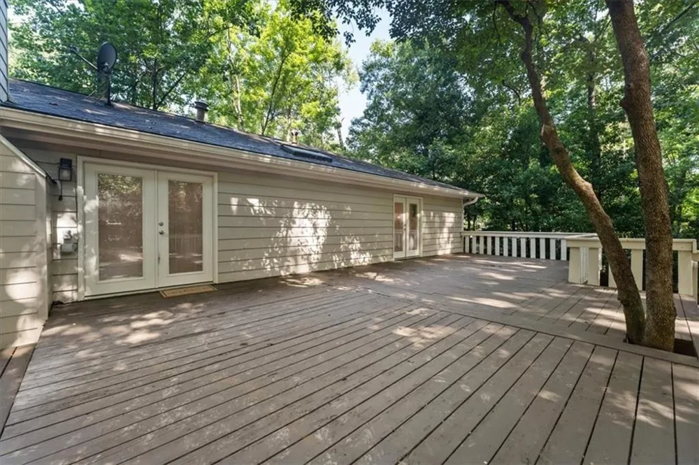 310 Clear Creek Court Roswell, GA 30076