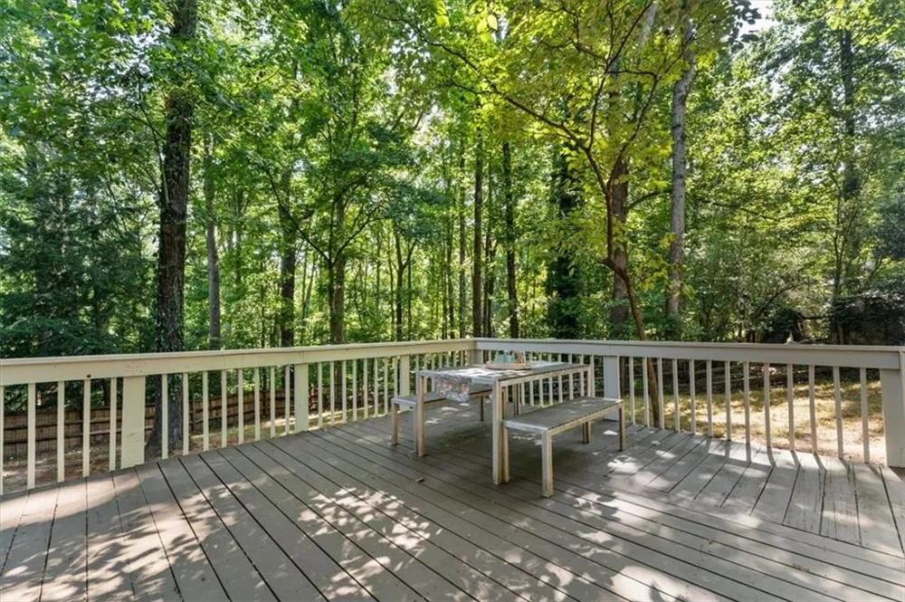 310 Clear Creek Court Roswell, GA 30076