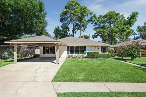 2226 Lamonte Lane