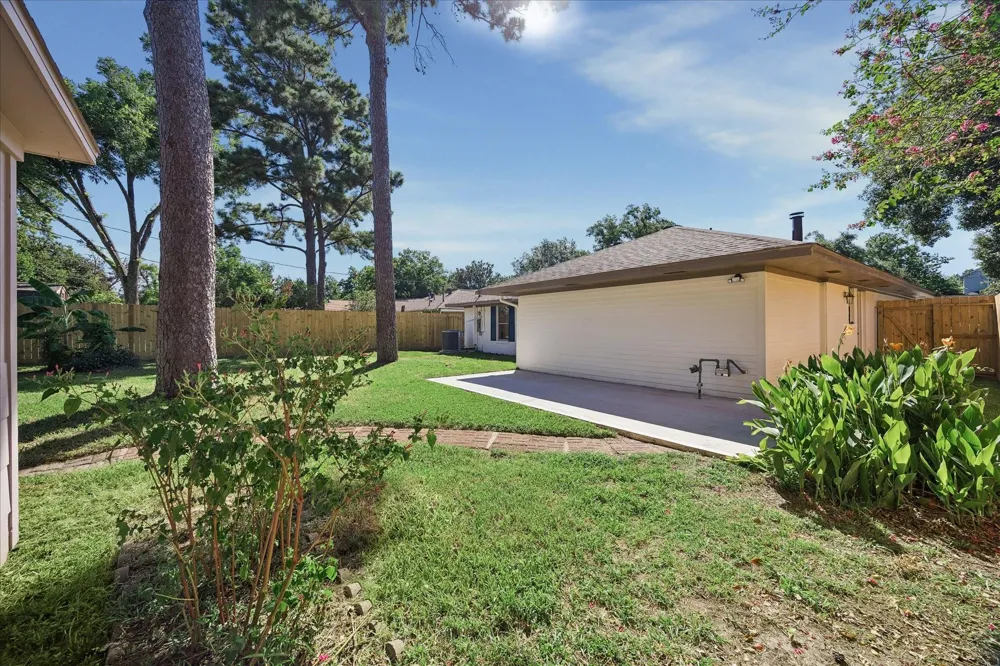 2226 Lamonte Lane Houston, TX 77018